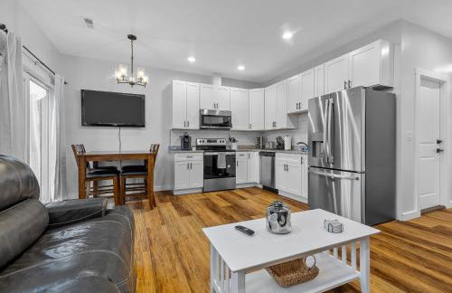 New build duplex-sleeps 6! Pet friendly! - Foto 1