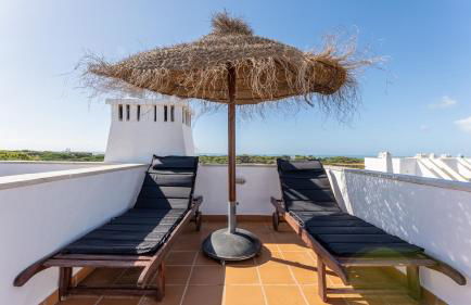 2 BDR House W/Terrace in Praia Verde by LovelyStay - Foto 30