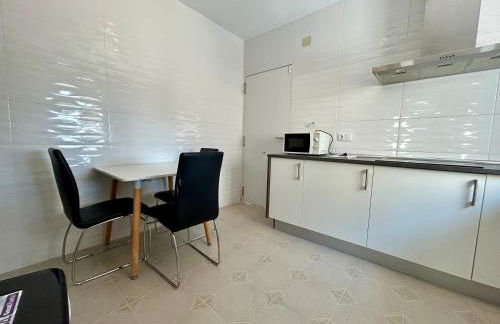 Villa with Pool, Chill-Out & BBQ - Foto 34