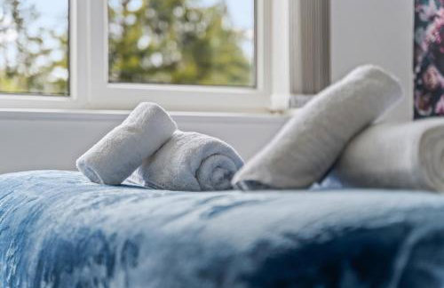 4 to 6 Beds Van Parking South Birmingham NR Edgbaston Solihull Relocations Insurance and Work Bookings Welcome - By Samina - ARZ Stays - Foto 45