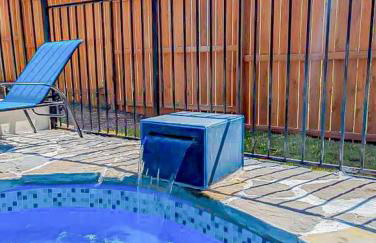 Huge House Fun Central 4BD 3BA with POOL - Foto 39