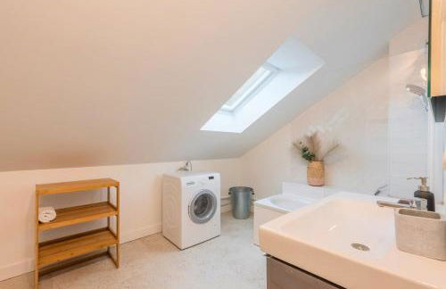 3 bedroom apartment with parking & balconies - Foto 25