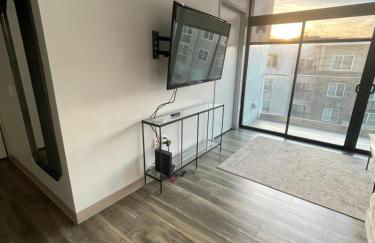 Modern 2-Bedroom Apartment in Little Italy - Foto 16