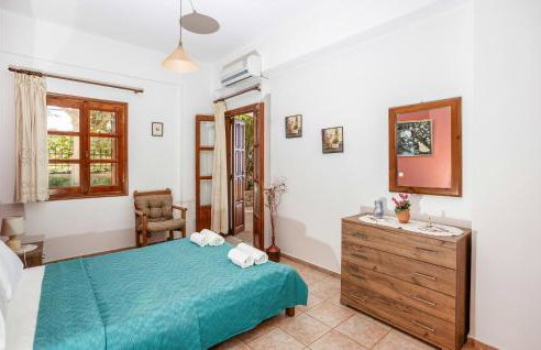 5 Bedroom Lovely Home In Agios Vasilios - Foto 24