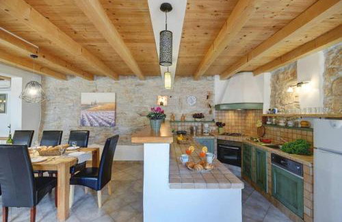 Villa Katherine with Pool and Game Room - Foto 20