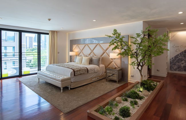 Benviar Tonson Residence - Photo 27