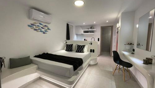 Irini's B & W house with jacuzzi - Foto 2