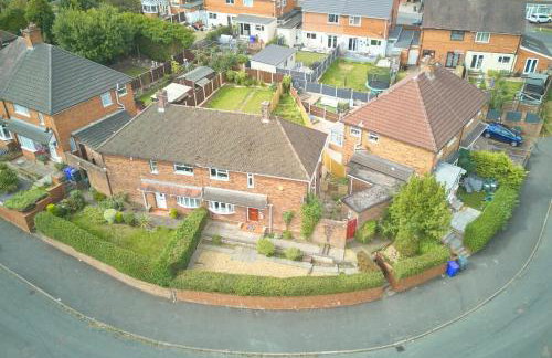 Lovely Home ST3 - 3BR - Garden - Foto 8