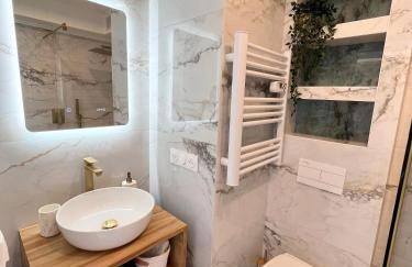 Luxueux appartement - vue mer - piscine - free parking - Monaco - Foto 14