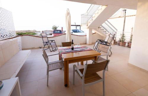 Apartment on the Beach - Large Terrace - Foto 19
