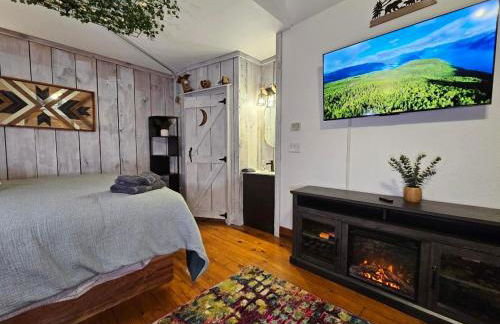 Bird's Nest cabin at Cabin Fever in NC - Foto 6