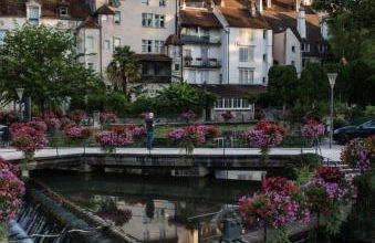 Le salon des voyageurs - Au Cœur de DOLE - Parking GRATUIT à proximité - Foto 31