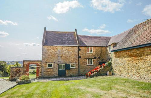 The Dovecote in Seaton, Rutland - Photo 36