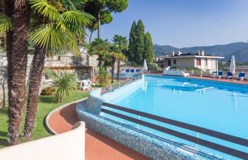 CASA LINDA Vista da Sogno, Piscina e Tennis - Foto 36