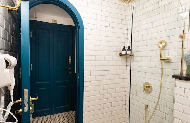 The Neat Nostalgic 1bdr Studio @ Cairo's Downtown - Foto 9