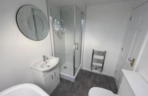 The Little Beehive - Photo 25