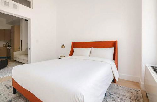 19-4I Stylish 1BR in the Heart of the East Village - Foto 3