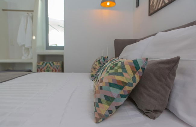 Naxos Riviera Suites - Photo 9