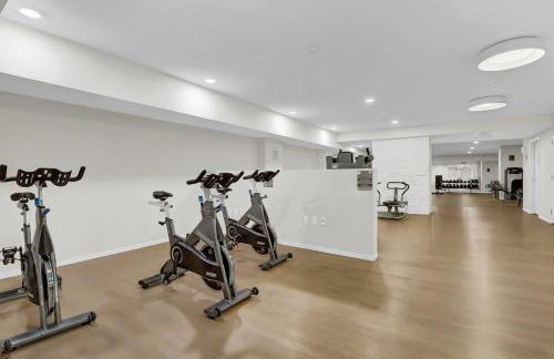 Luxury lofts, Downtown, Playhouse Sq, Near Stadium and Arena, Fire Pit, Rooftop deck, BBQ, Parking -fcfs, Close to EVERYTHIHNG! - Foto 10