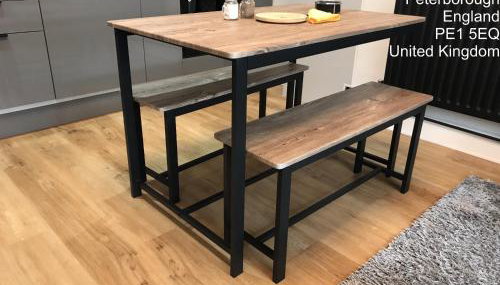 Perfect 1 Bed Apartment - Central with Parking, WiFi, TV, Desk - Foto 2