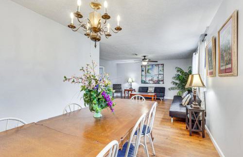 Steps to Beach Carrabelle Family Home with Patio! - Foto 6