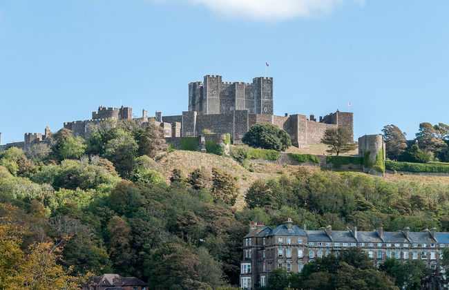 2 Bed Flat in Pedestrianized High Street - Foto 15