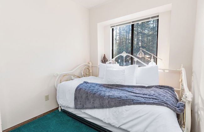 Snow Summit Getaway - Walk to Snow Summit Ski Resort - Foto 9