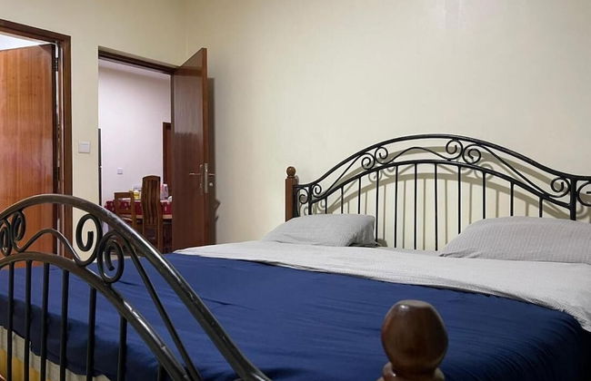 The Mugabi's Spacious Private Room - Foto 2