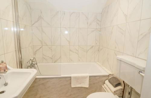 Lea Farm House - Photo 58