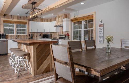 Boone Getaway Dog Friendly, Hot Tub, Fire Pit! - Foto 12