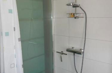 Neues modern möbliertes Komfortappartement - Foto 3