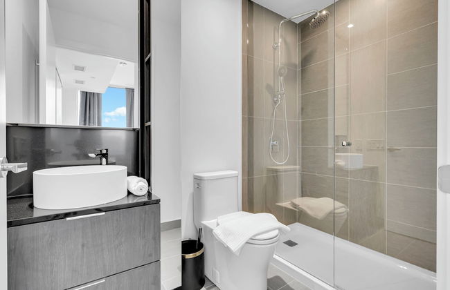 Modern suite steps to port credit Go - Foto 18