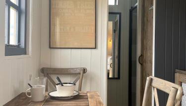 Shepherds Huts - Photo 1