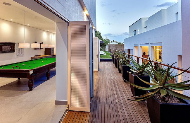 YOLO Spaces – The White House Boutique Villa - Foto 73