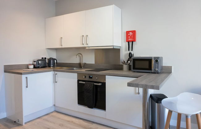 Spa Court - Photo 40