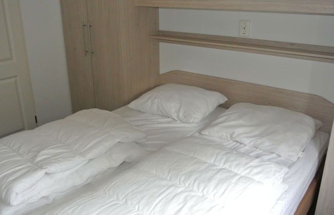 Chalet With 2 Bathrooms and a Boat, Near Giethoorn - Photo 2