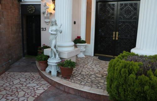 Entire Second Flr - Santa Monica Luxury Roman Villa - Foto 18