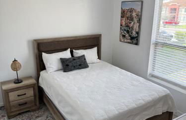 Fully Furnished 3BR and 2BA Gem Near Airport & Mall - Foto 12