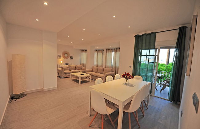 Terrazas Plaza Arenal 5 Dormitorios - Photo 1