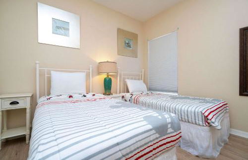 Stunning 5Bd Single Family Home with Pool Close to Disney 7420 - Foto 63