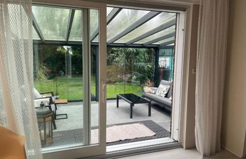 Haus mit Wintergarten und Kamin - Foto 3