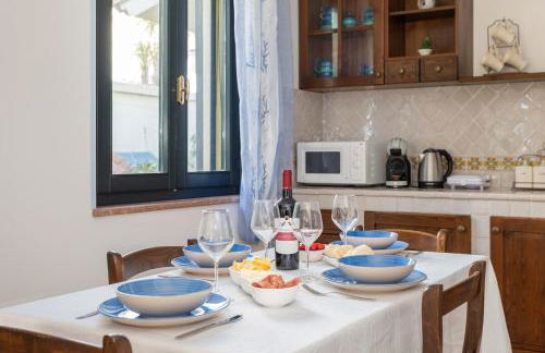 Villa Ray - Front row beachfront with garden - Foto 13