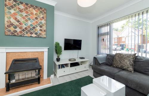 2BDR Peaceful Ground Floor Apartment Free Parking - Pass the Keys - Foto 1