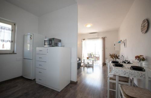 Ika Blue Studio - Photo 63