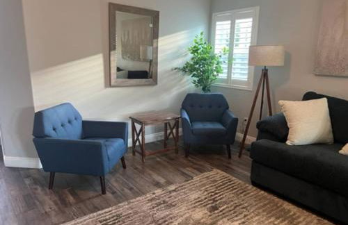 Cadbury 4BR Outdoor Kitchen Sleeps 8 Peaceful - Photo 7