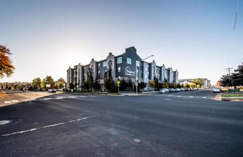 Bringham's Mill Apartments Perfect for Groups Full Kitchen Gym and Free Parking - Photo 119