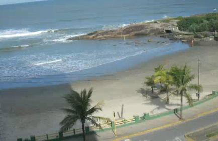 APARTAMENTO, ATÉ 4 PESSOAS,20 Metros da PRAIA do SONHO, PÉ NA AREIA,100 MB WI-FI - Foto 1