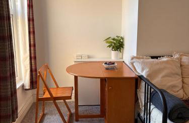 Harbourside 1 bed flat with sofa bed 30 secs from the sea - Foto 12