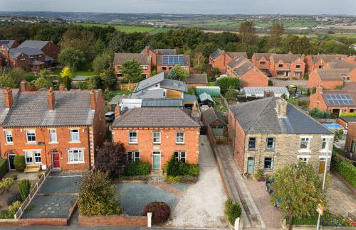 Thrushley Cottage in Wakefield - sleeps 7 - with roof terrace - Foto 4