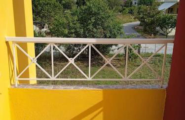 The Sunny House - Photo 20